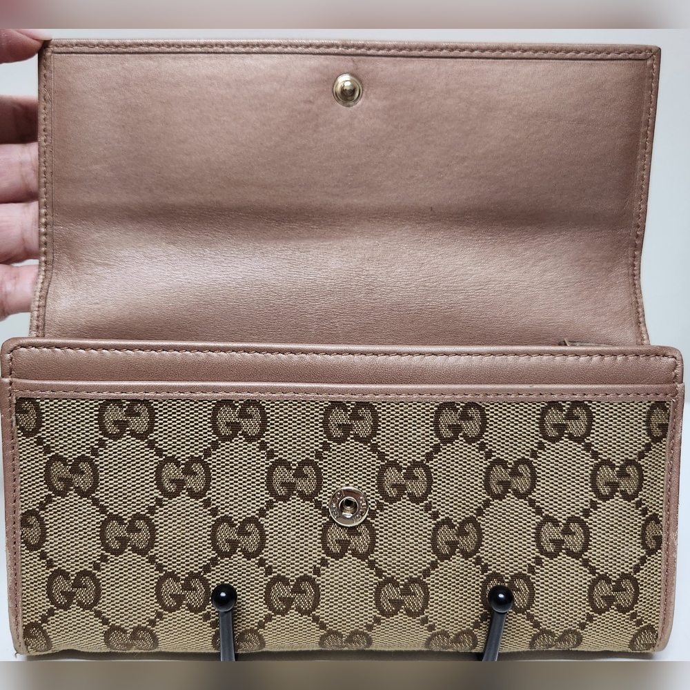 GUCCI Heart Series GG Monogram Long Wallet 251861-534563 EUC